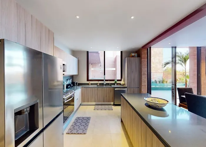 Luxury House With Private Pool, Ocean View, Inviting Balcony & Elegant Charm * San José del Cabo