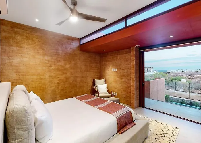 Luxury House With Private Pool, Ocean View, Inviting Balcony & Elegant Charm Сasa de vacaciones *