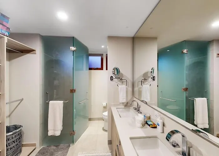 Luxury House With Private Pool, Ocean View, Inviting Balcony & Elegant Charm Сasa de vacaciones San José del Cabo